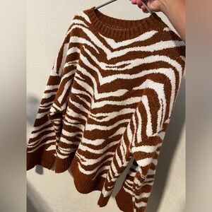 Nine West zebra print oversize sweater
